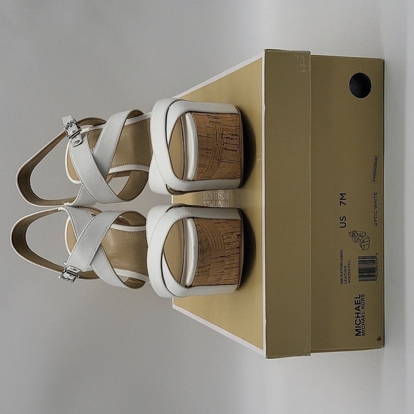 905- MICHAEL Michael Kors Suki Leather Platform Sandal Size 7 M NWT - Picture 9 of 14